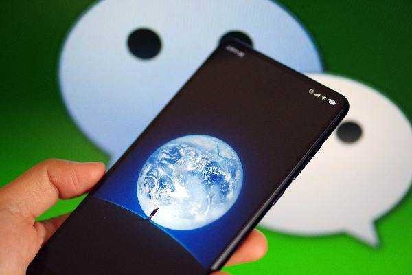 更新说明说一台手机可以同时登录两个QQ和两个微信,到底好不好登录?